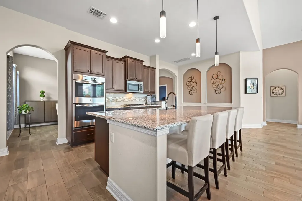 553 Betony Loop Buda TX 78610