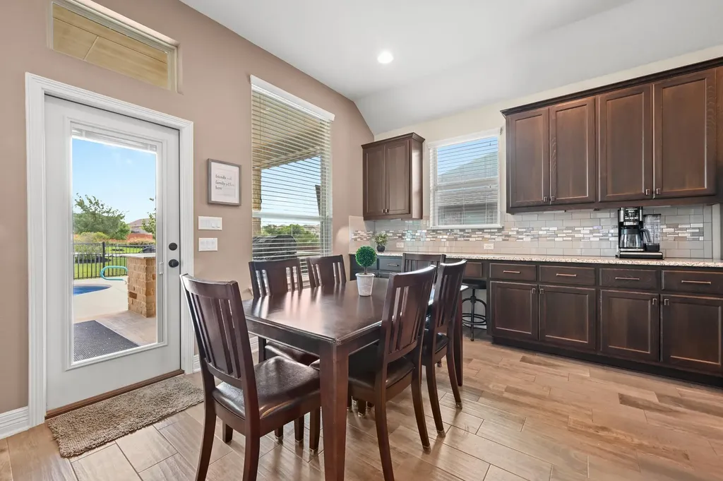553 Betony Loop Buda TX 78610