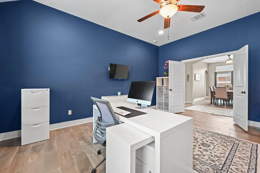 553 Betony Loop Buda TX 78610