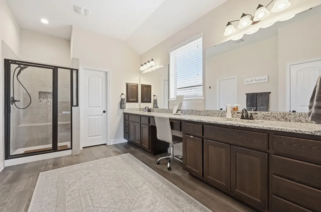 553 Betony Loop Buda TX 78610