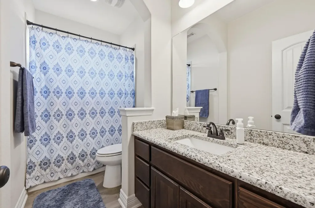 553 Betony Loop Buda TX 78610