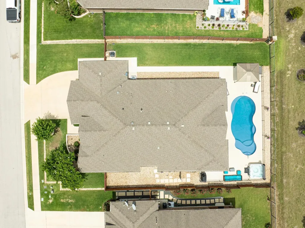 553 Betony Loop Buda TX 78610