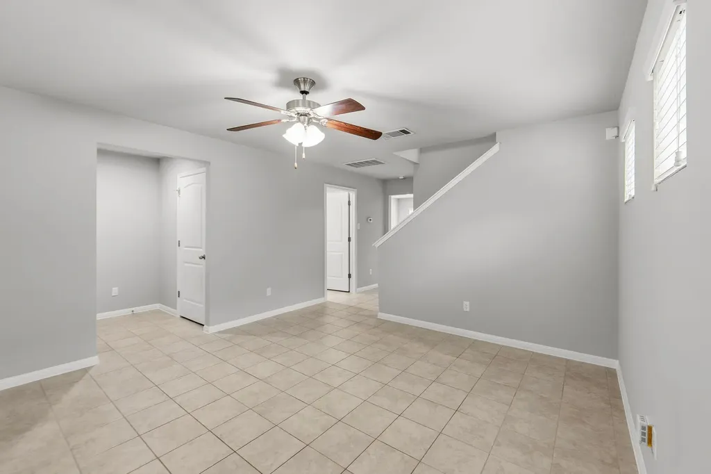 444 S Brook Drive Leander TX 78641