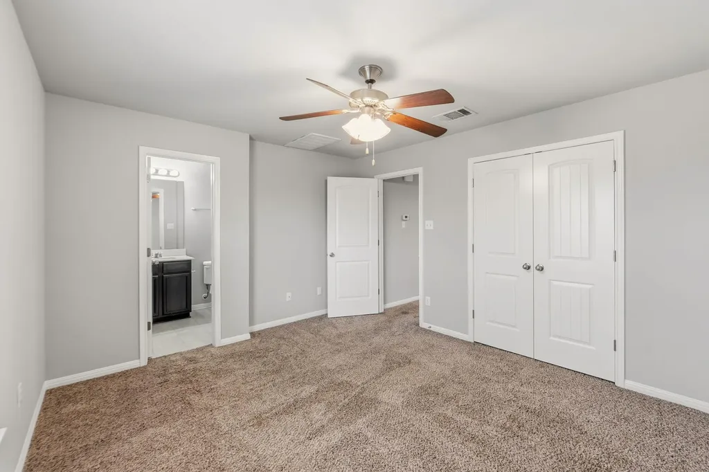 444 S Brook Drive Leander TX 78641