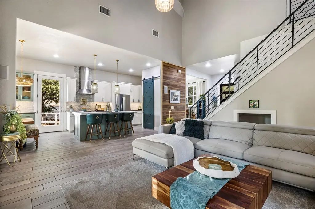 14219 Hunters Pass Austin TX 78734