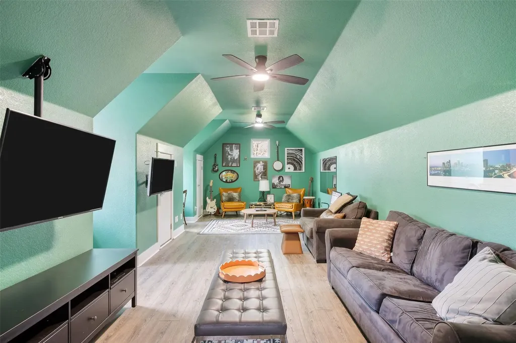 14219 Hunters Pass Austin TX 78734