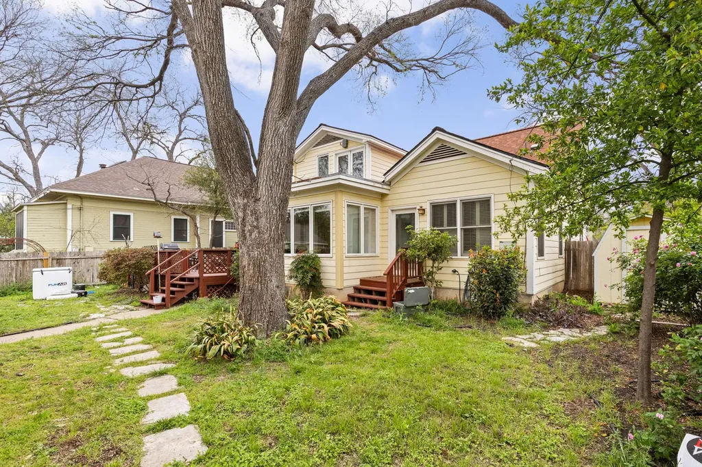 811 E 46th Street Austin TX 78751