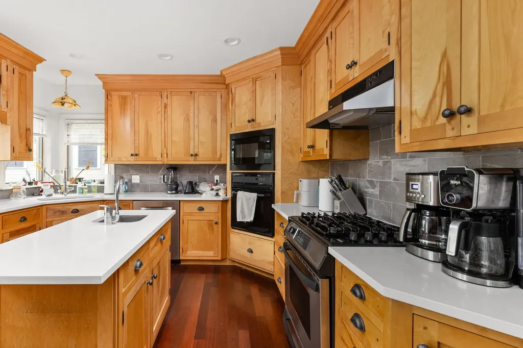 811 E 46th Street Austin TX 78751