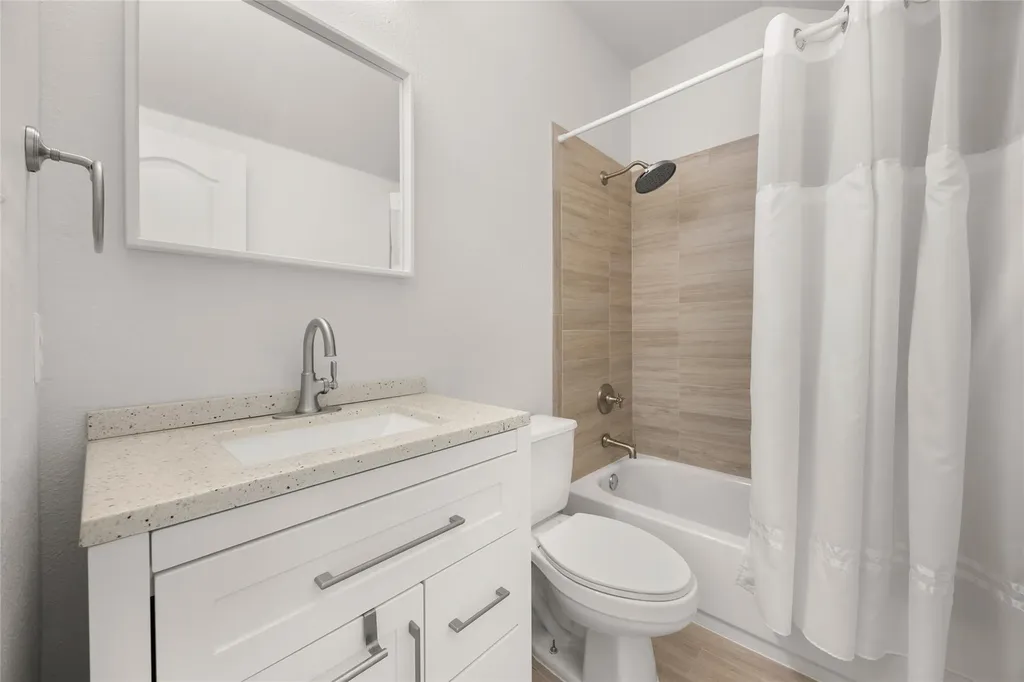 15613 Echo Hills Drive Austin TX 78717