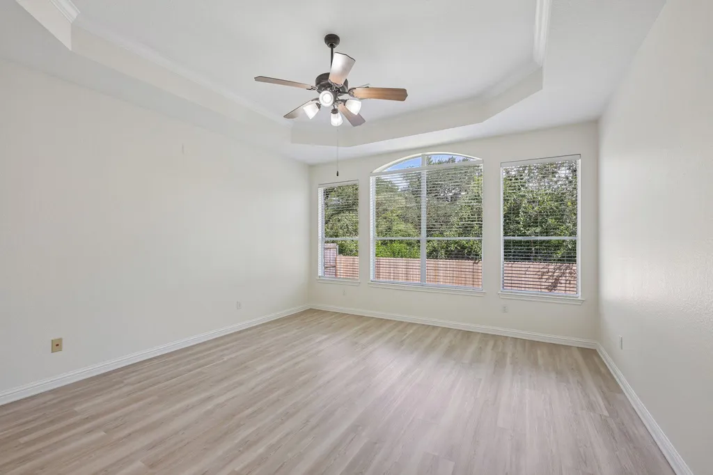 7224 Tanaqua Lane Austin TX 78739