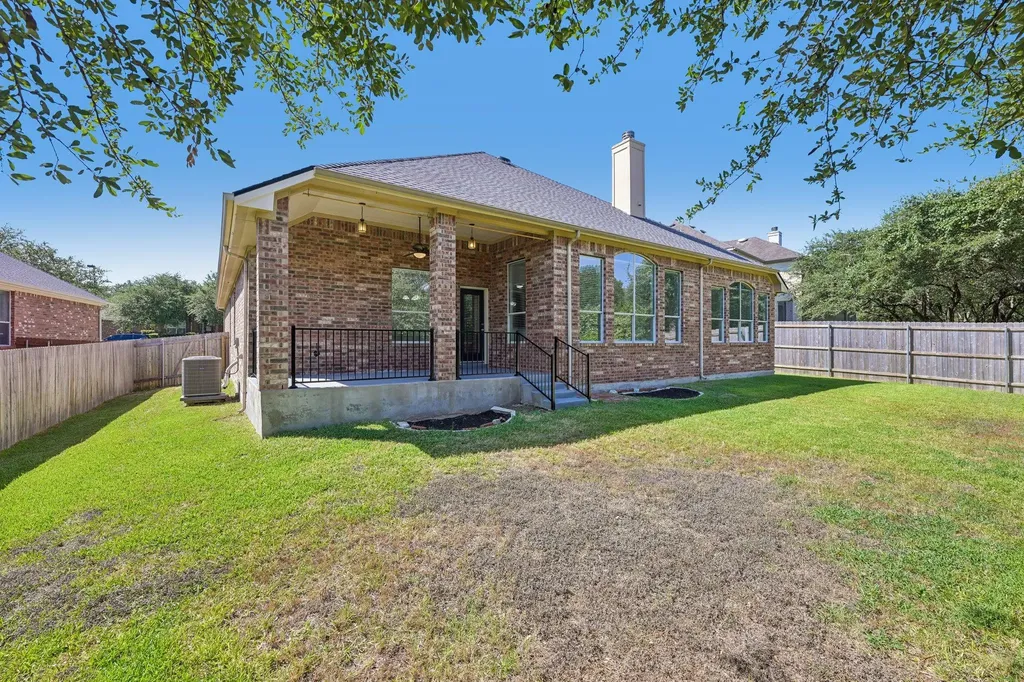 7224 Tanaqua Lane Austin TX 78739