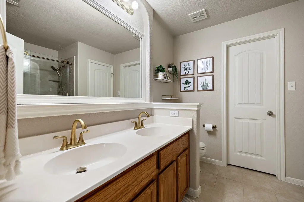 2531 St. James Place Round Rock TX 78665
