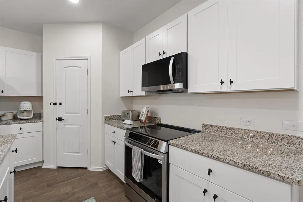 13005 Brahmin Drive Austin TX 78724