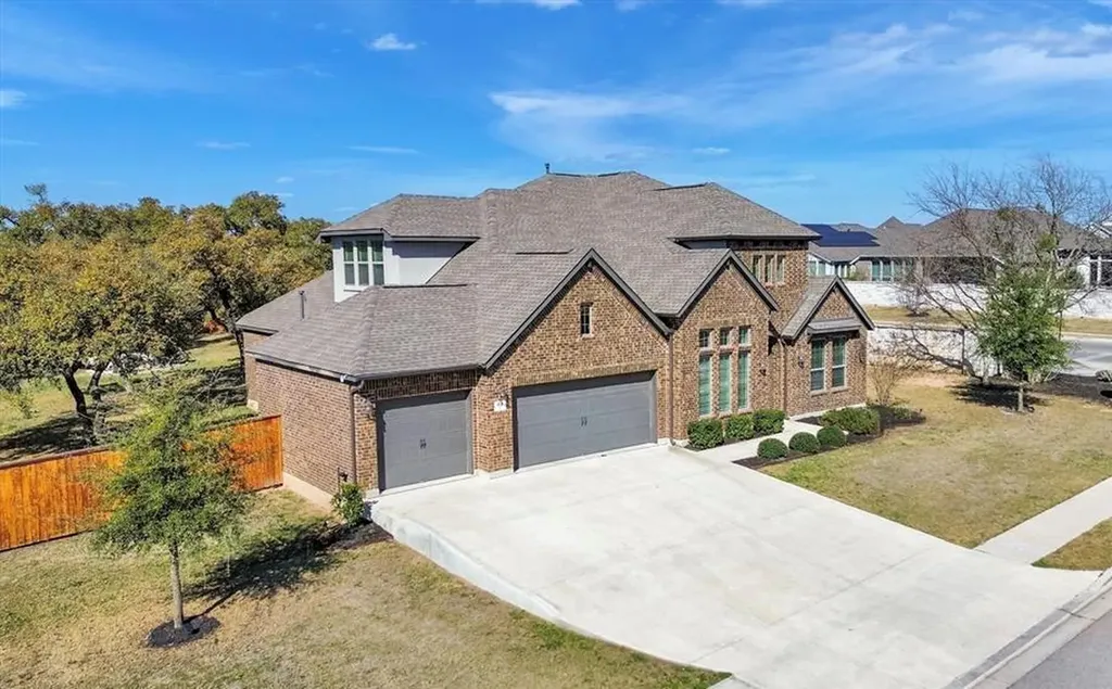 414 Painted Creek Way Kyle TX 78640