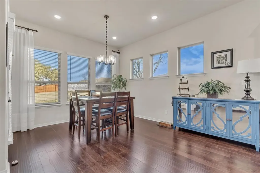 414 Painted Creek Way Kyle TX 78640
