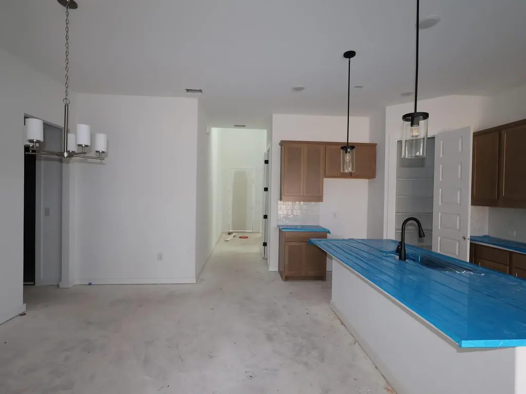 901 Corvallis Drive Leander TX 78641