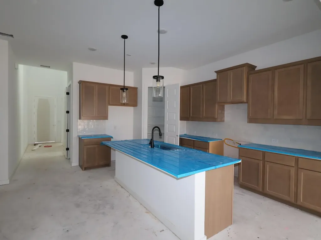 901 Corvallis Drive Leander TX 78641