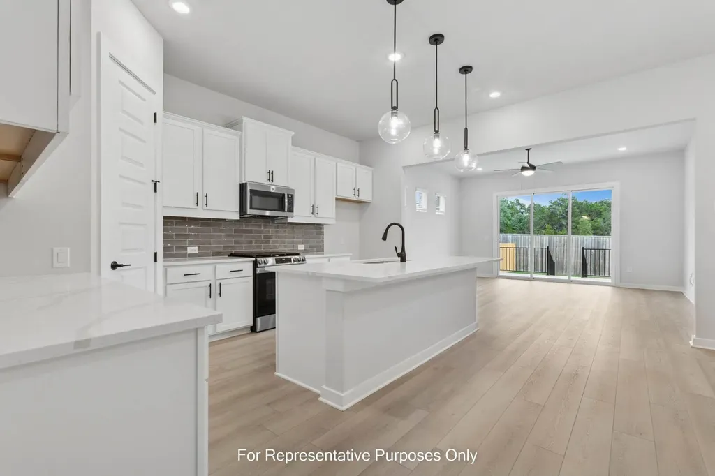 901 Corvallis Drive Leander TX 78641
