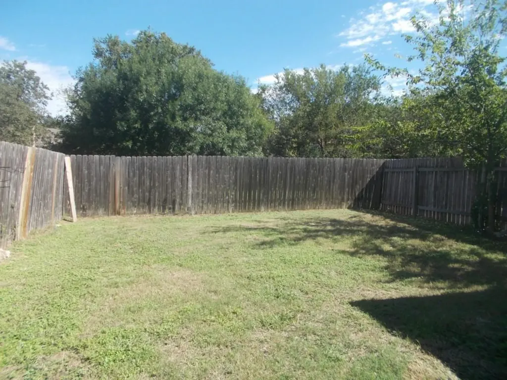 8710 Piney Point Drive Austin TX 78729