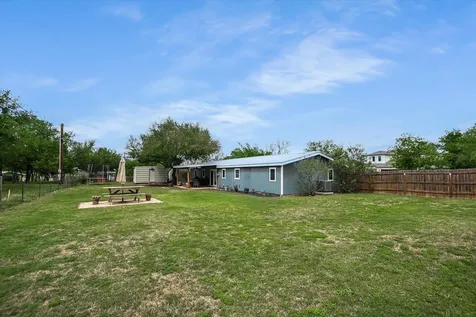 874 Pine Lane Cottonwood Shores TX 78657