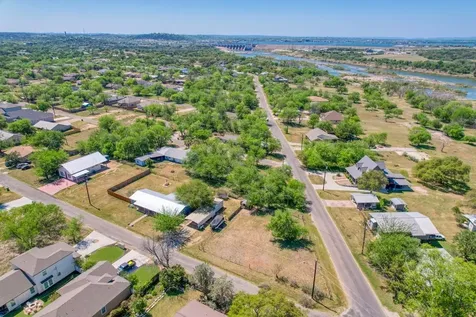 874 Pine Lane Cottonwood Shores TX 78657