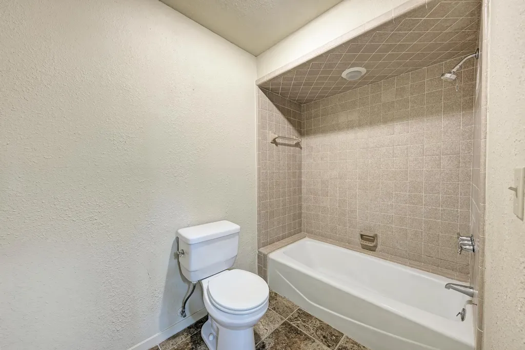 320 Lucy Lane Horseshoe Bay TX 78657