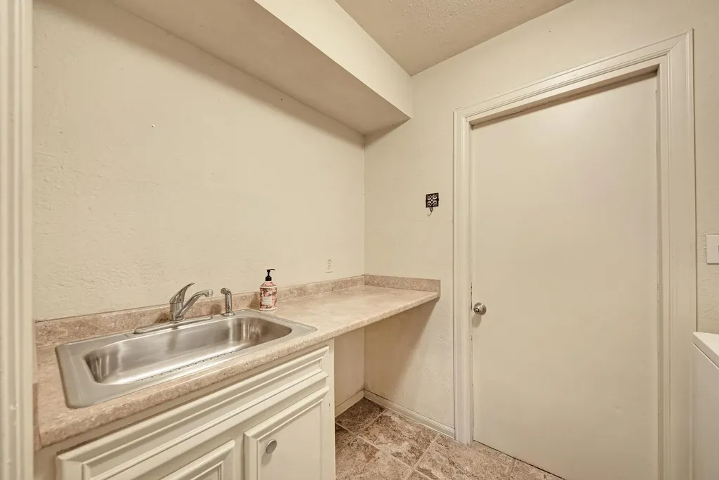 320 Lucy Lane Horseshoe Bay TX 78657