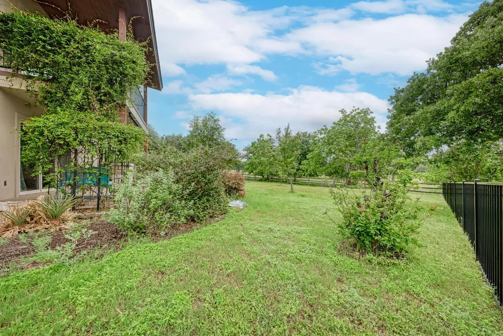 320 Lucy Lane Horseshoe Bay TX 78657