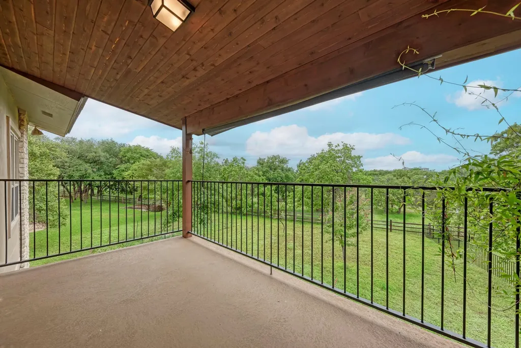 320 Lucy Lane Horseshoe Bay TX 78657