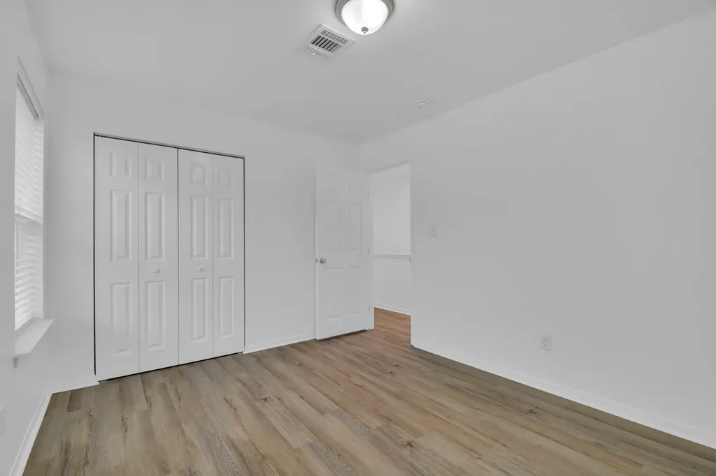 1000 E Fannin Street Luling TX 78648
