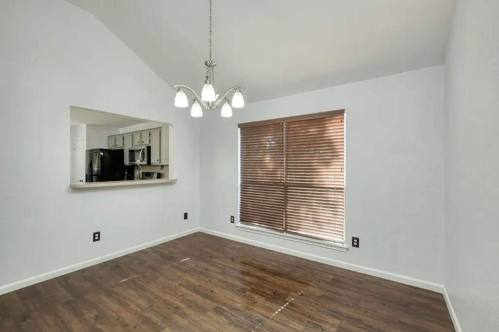 1810 Parkwood Drive Leander TX 78641