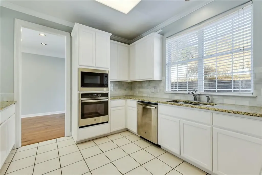 4010 Long Champ Drive Austin TX 78746