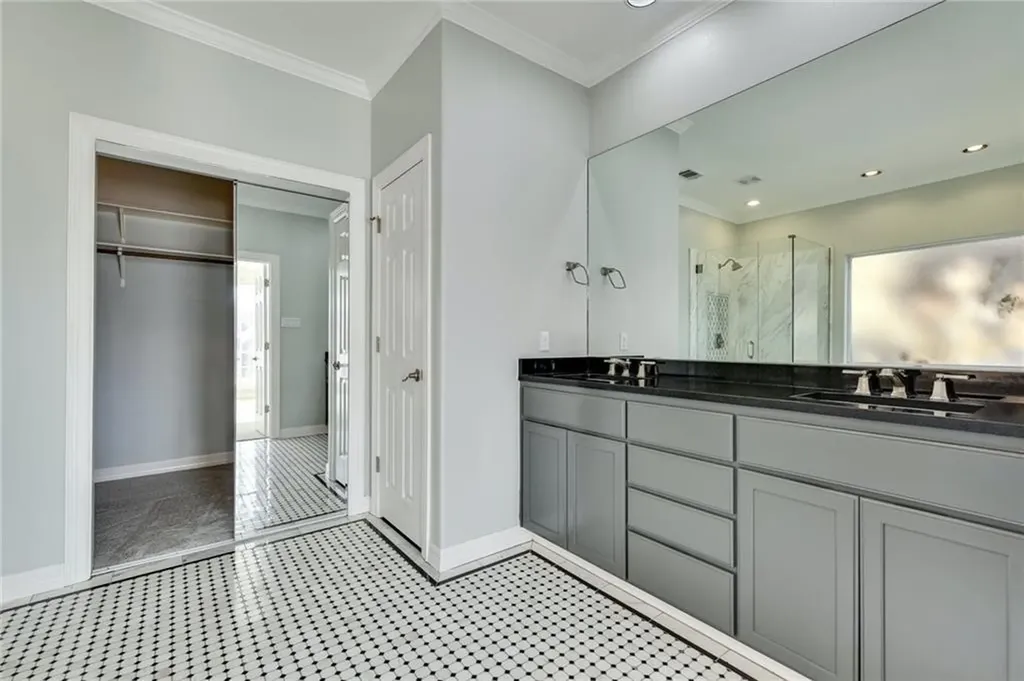 4010 Long Champ Drive Austin TX 78746