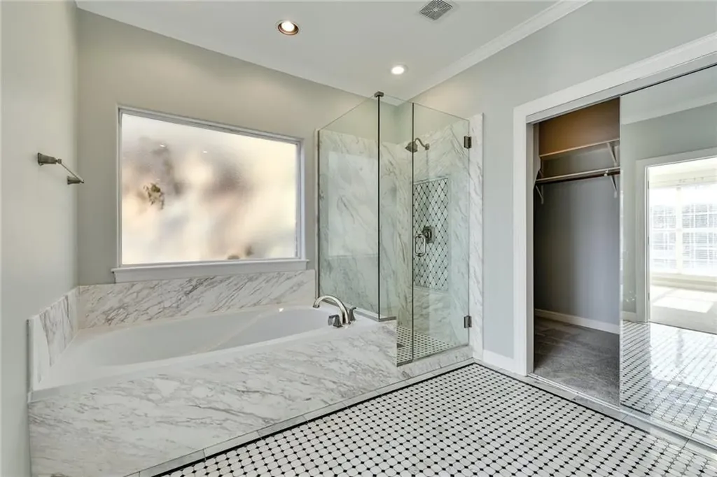 4010 Long Champ Drive Austin TX 78746