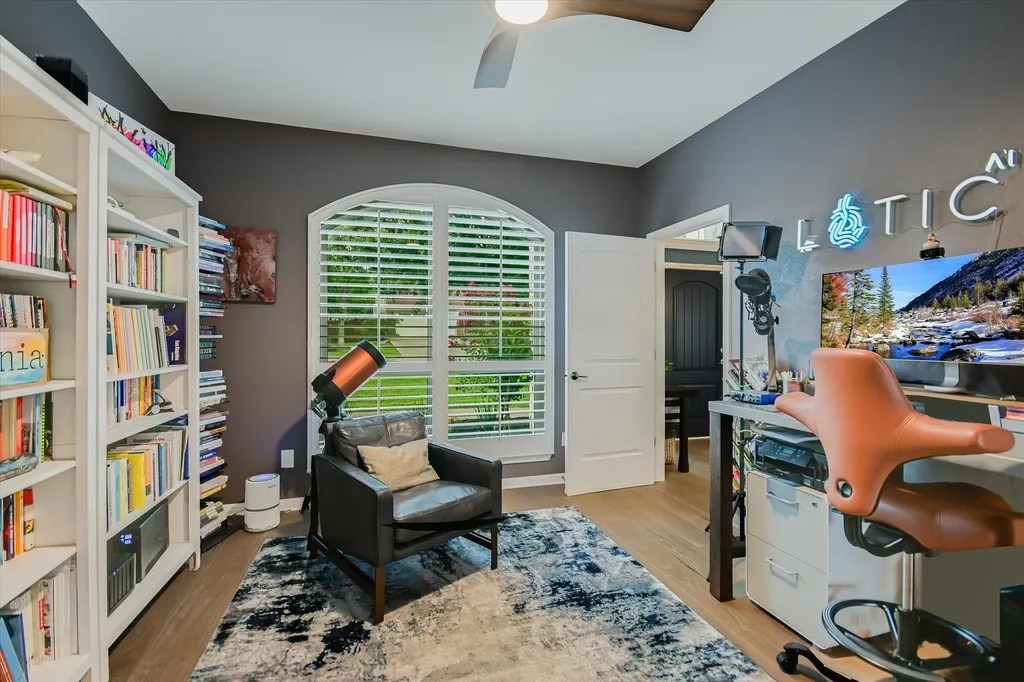 10613 Pointe View Drive Austin TX 78738