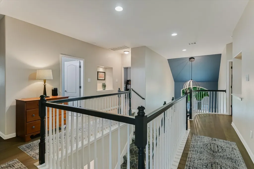 10613 Pointe View Drive Austin TX 78738