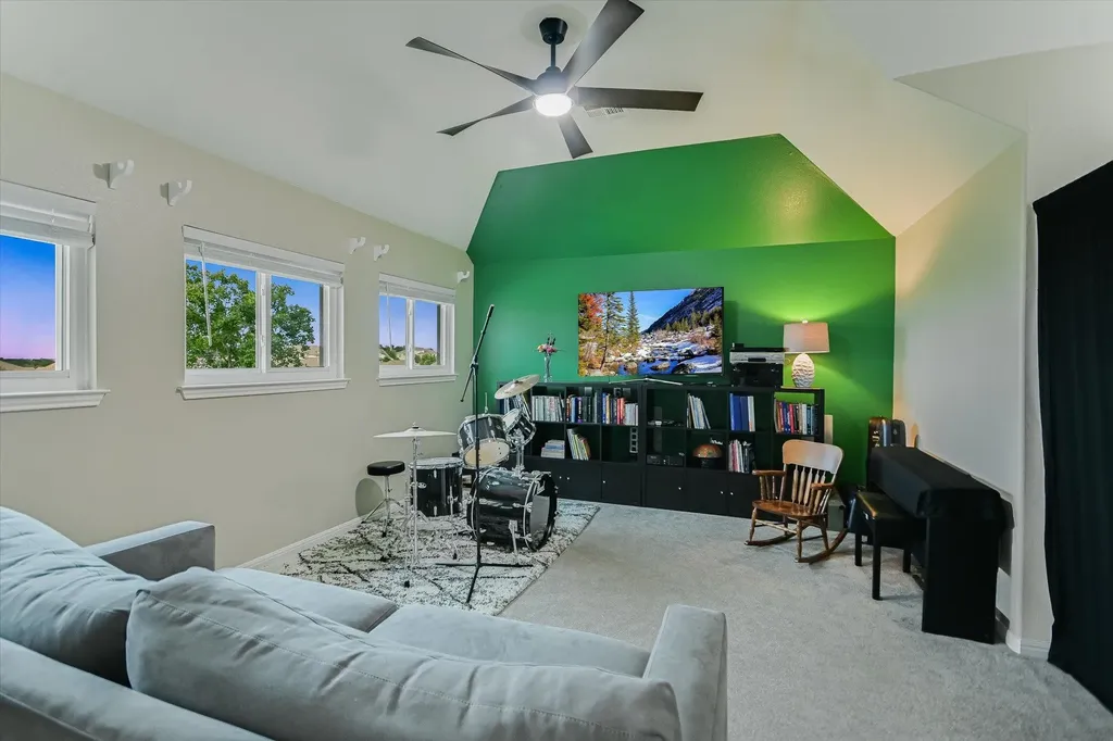 10613 Pointe View Drive Austin TX 78738