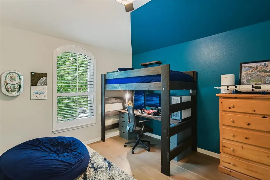 10613 Pointe View Drive Austin TX 78738