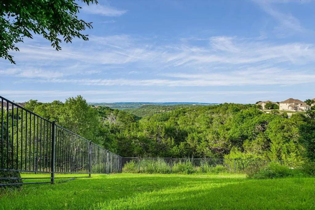 10613 Pointe View Drive Austin TX 78738
