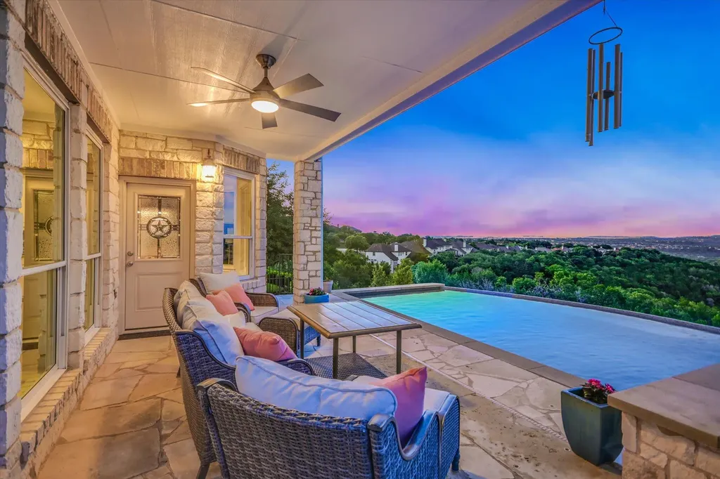 10613 Pointe View Drive Austin TX 78738