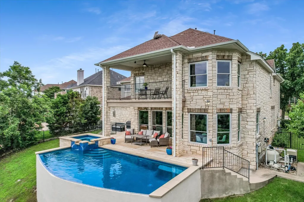10613 Pointe View Drive Austin TX 78738