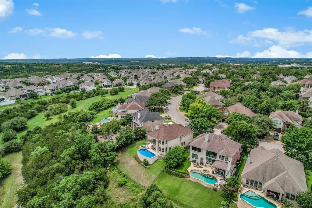 10613 Pointe View Drive Austin TX 78738