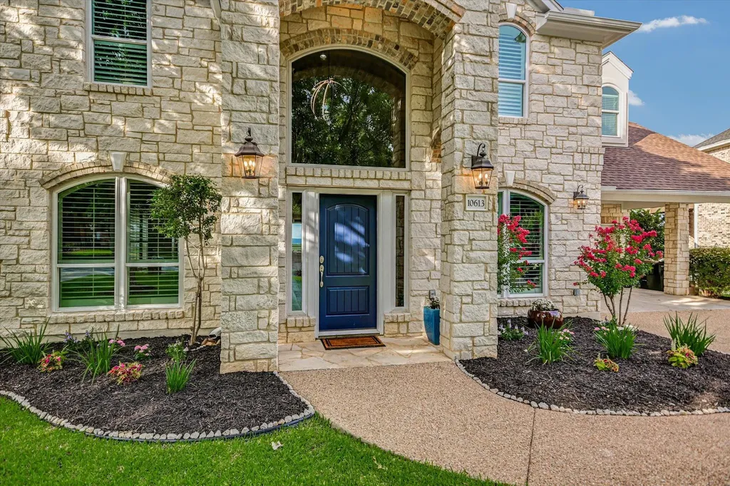 10613 Pointe View Drive Austin TX 78738