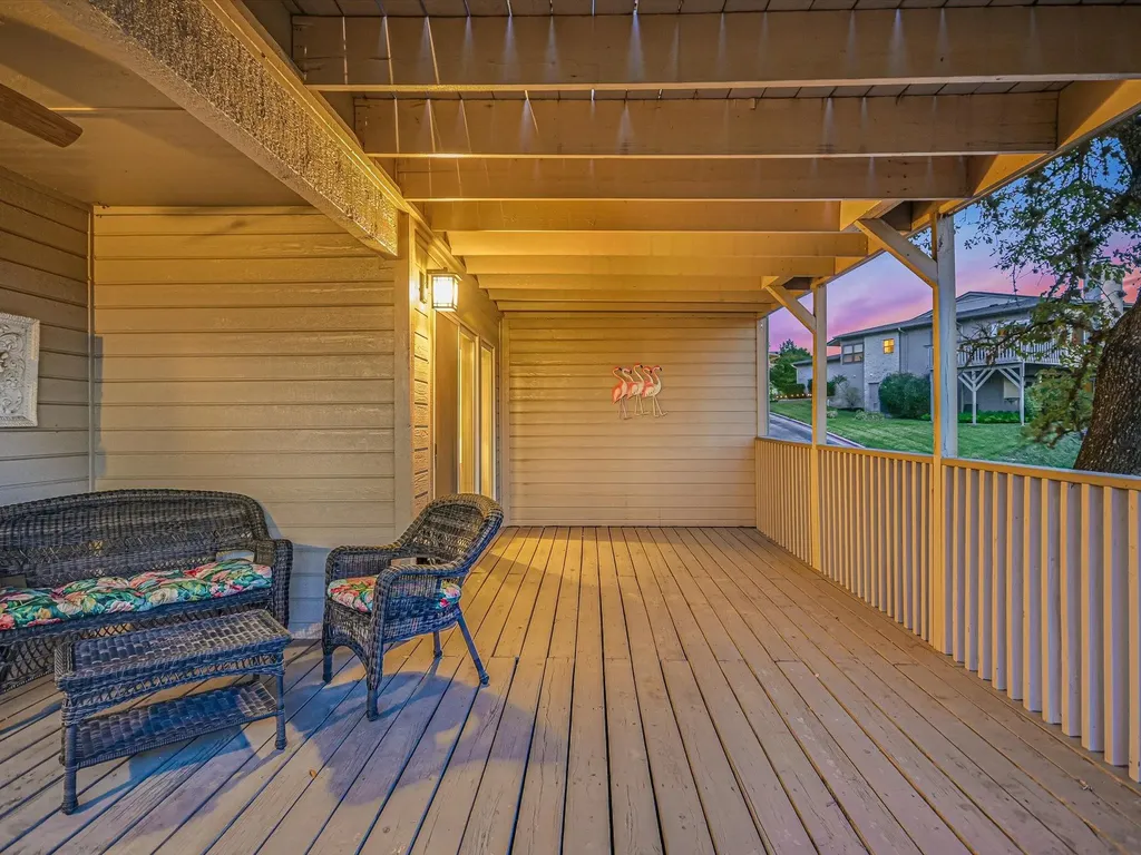 5603 Oakwood Cove Austin TX 78731