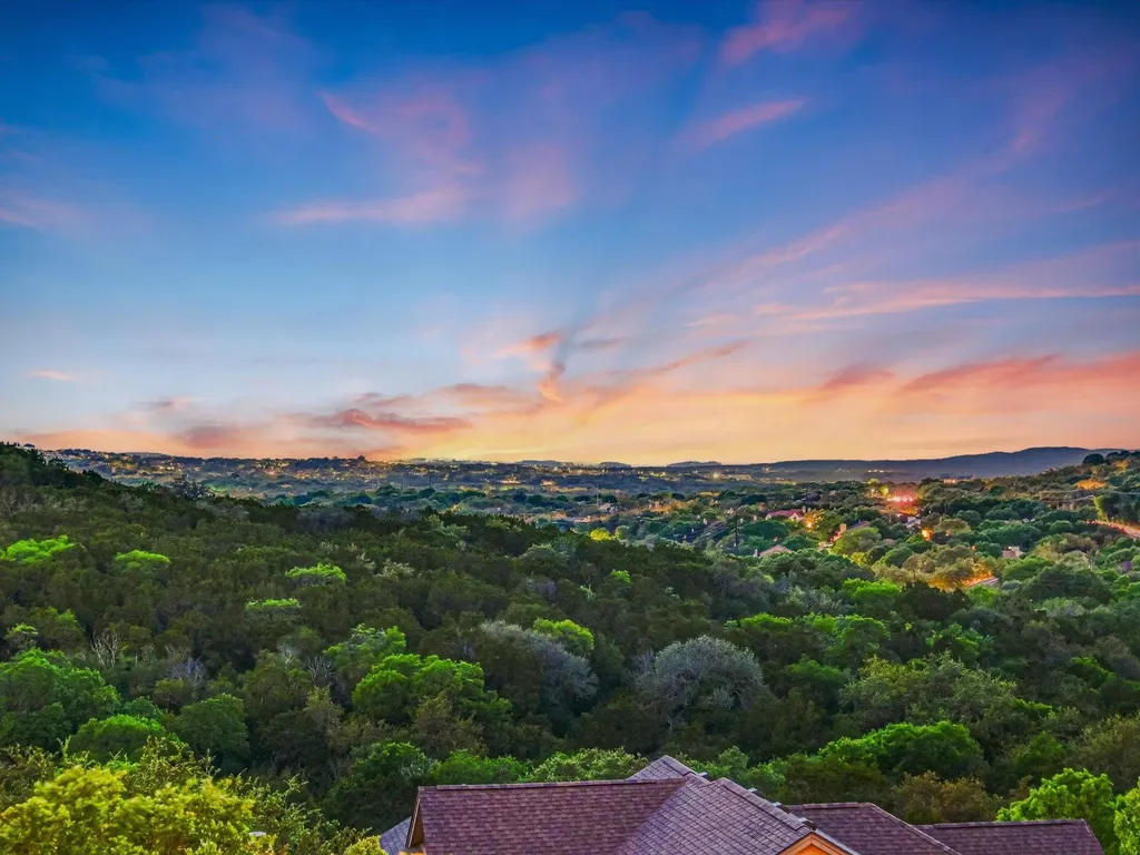 5603 Oakwood Cove Austin TX 78731
