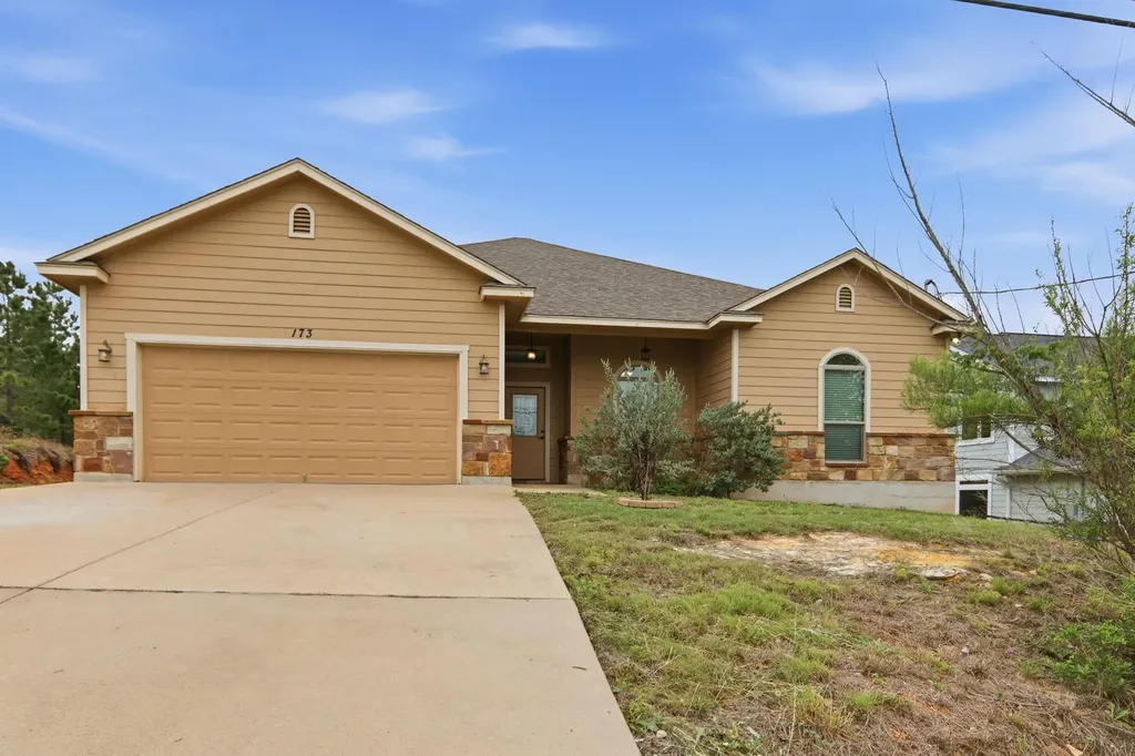173 Kipahulu Drive Bastrop TX 78602
