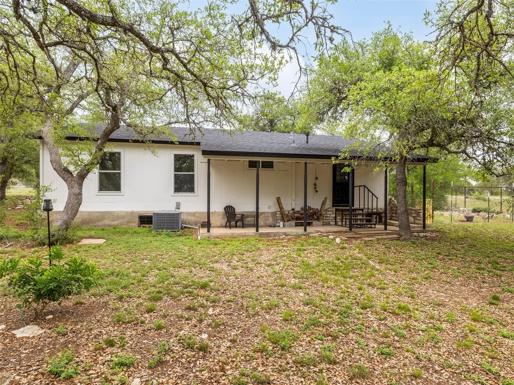 2591 Spring Valley Drive Dripping Springs TX 78620