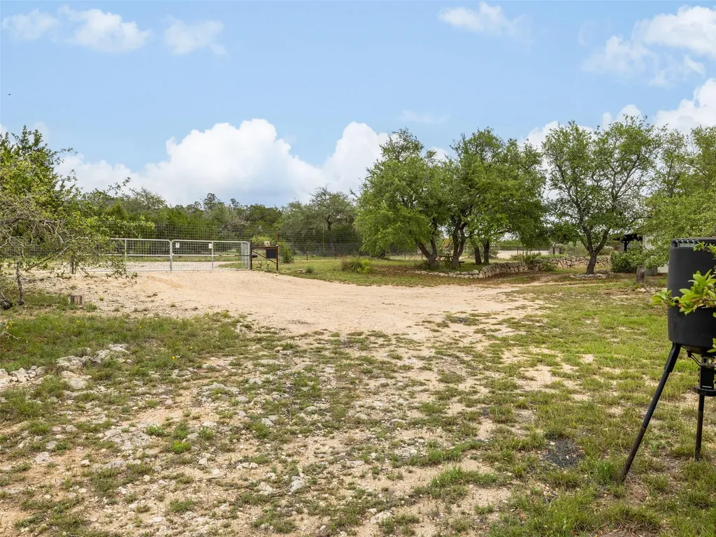 2591 Spring Valley Drive Dripping Springs TX 78620