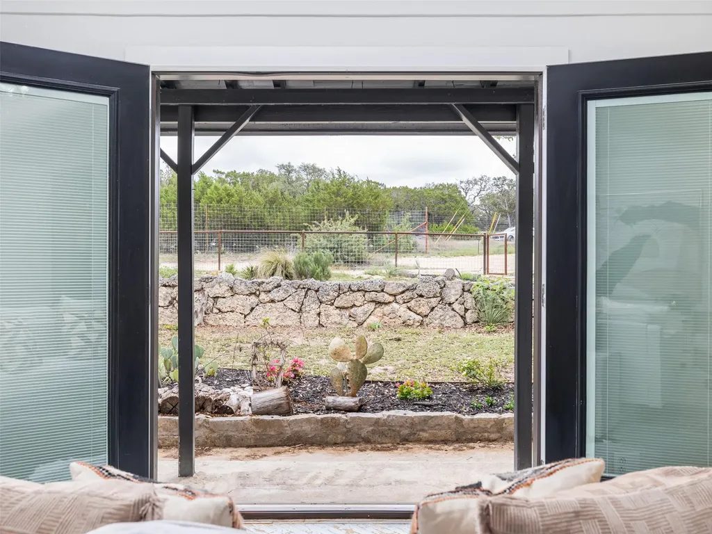 2591 Spring Valley Drive Dripping Springs TX 78620