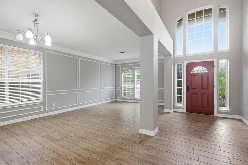 10008 Lachlan Drive Austin TX 78717